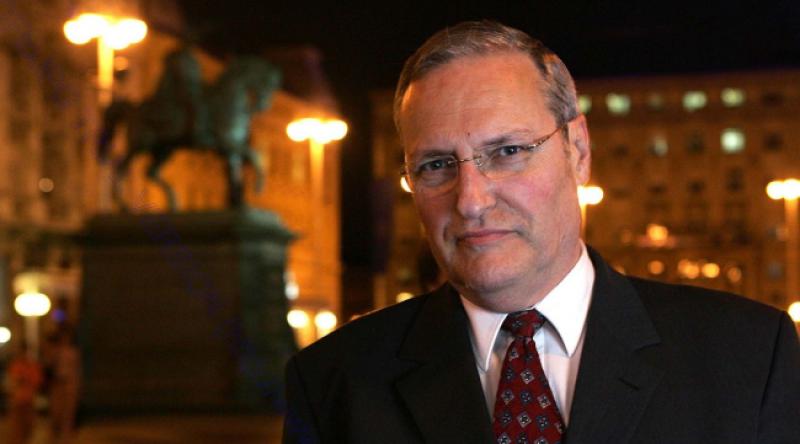 'LOVAC NA NACISTE' POZIVA: 'Smijenite ministra Hasanbegovića, on sramoti zemlju'