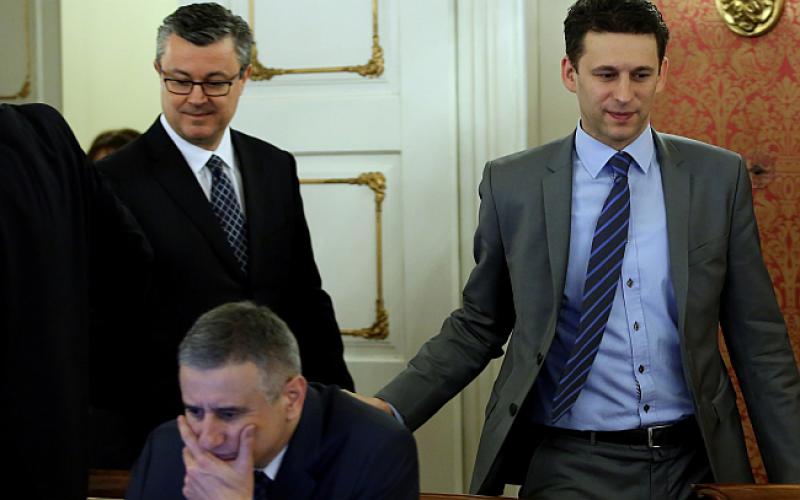 IGRA ZA JAVNOST: Na političkoj sceni ne vlada rasprava o ustašama i partizanima nego...