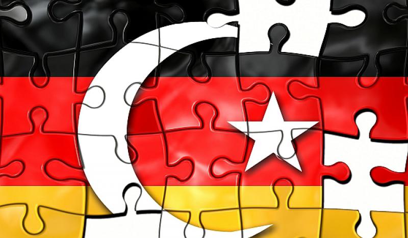 Mali Turčin u Njemačkoj krenuo u školu i shvatio da ga drugačije tretiraju...