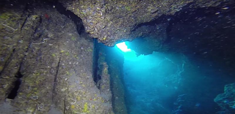 (VIDEO) KAO S DRUGOG SVIJETA: Pogledajte čaroban svijet podvodnih špilja hrvatskog otoka