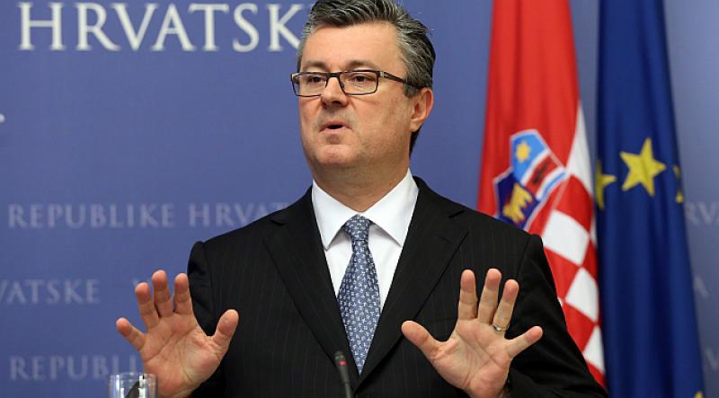 OREŠKOVIĆ U NJEMAČKOJ: Sastaje se s Merkel i berlinskim Hrvatima
