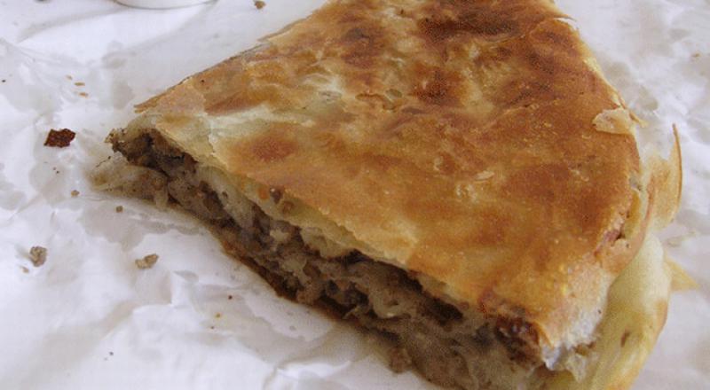 Kupio Mujo burek...