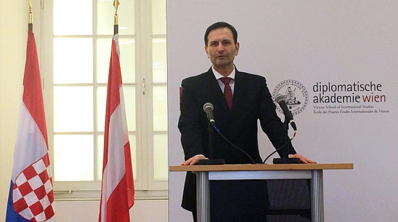 HRVATSKA POSTAVILA UVJETE SRBIJI Ovo su dvije stvari koje moraju ispuniti ako žele u EU