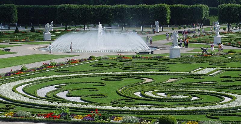 OBAMA U HANNOVERU Merkel će ga ugostiti u dvorcu kojeg su Saveznici umalo sravnili sa zemljom