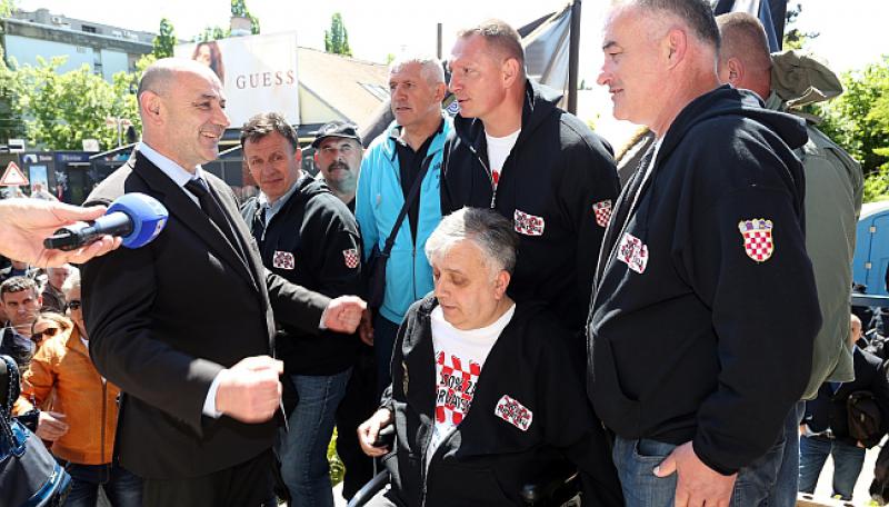PRESTAJE PROSVJED BRANITELJA Nakon 555 dana 'ispunjeni uvjeti'