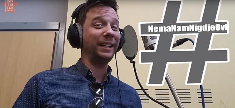 (VIDEO) Voditelj opjevao dolazak turskog predsjednika: 'Erdogan, remetiš mi plan'