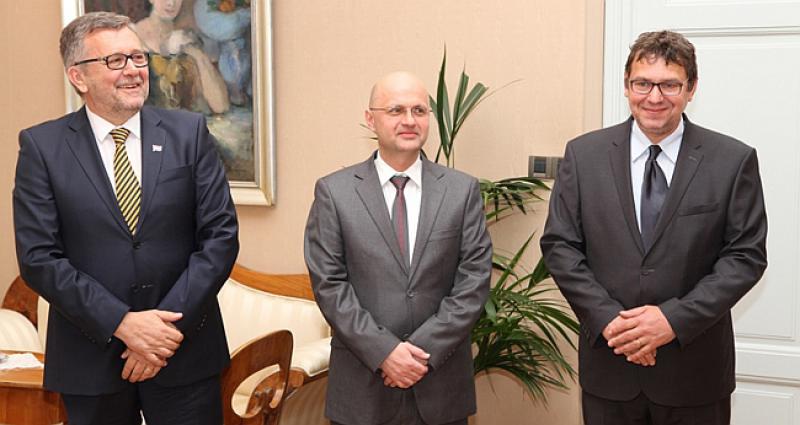 VOJVOĐANSKI HRVATI KOD REINERA Podsjetili kako ih diskriminiraju u Srbiji