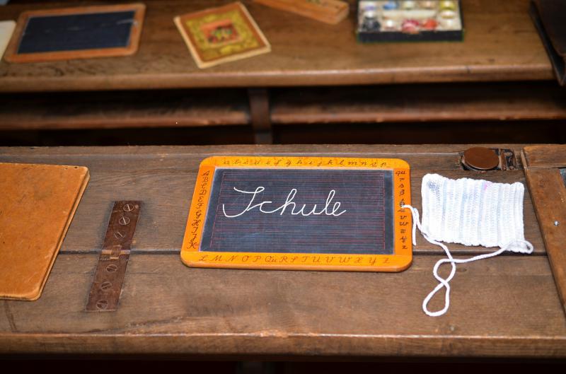 Prvi dan škole, Berlin, godina je 2030...