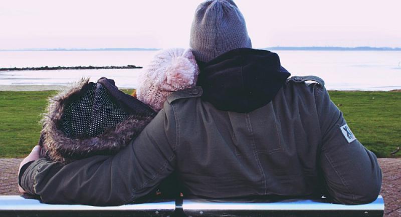 Izlazi Fata iz salona ljepote i krene prema Muji...