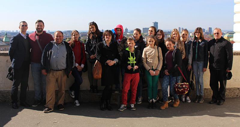 HRVATI IZ RUMUNJSKE 8 STOLJEĆA ČUVAJU SVOJ IDENTITET Tiskano izdanje CroExpressa nam nedostaje!