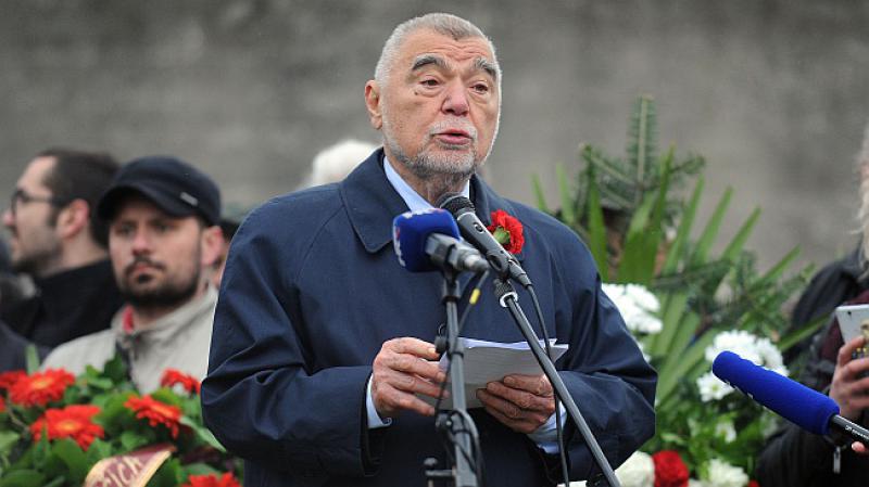 SABOR IZGLASAO Mesiću ukinut ured