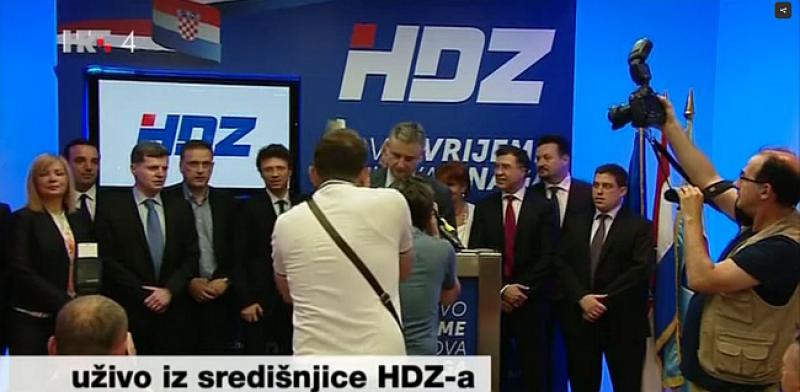 KARAMARKO POTVRDIO Pokreće se opoziv Oreškovića: 'Ne možemo sudjelovati u ovoj lakrdiji'
