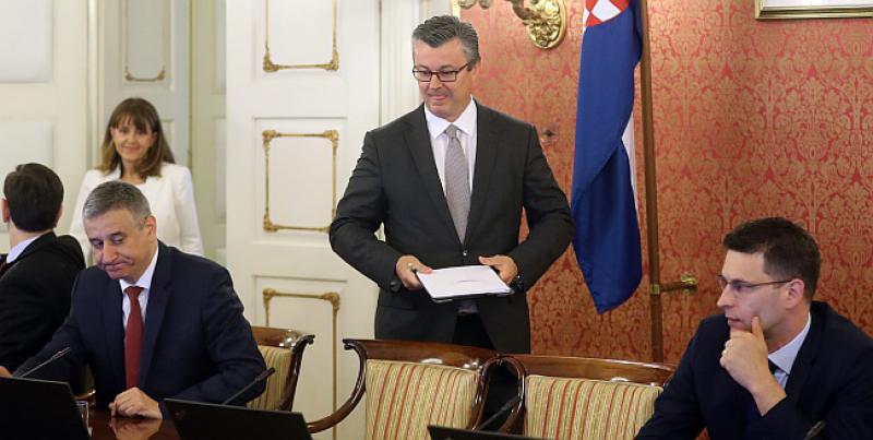 PISMO IZ BRUXELLESA HDZ-ovi europarlamentarci protiv rušenja Vlade