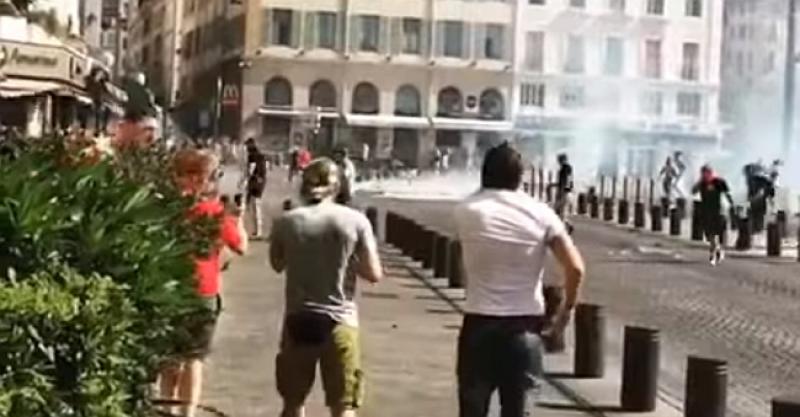 RUSI DOLIJALI Francuzi izbacuju huligane iz zemlje