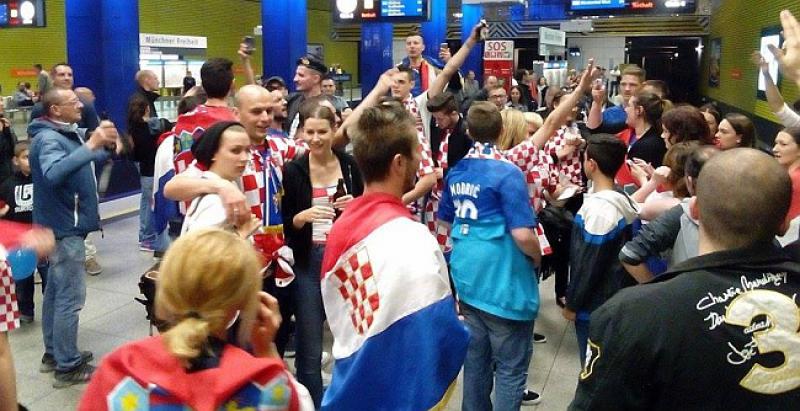 (FOTO, VIDEO) Navijači, javljate nam se iz Kalifornije, Münchena, Bordeauxa...