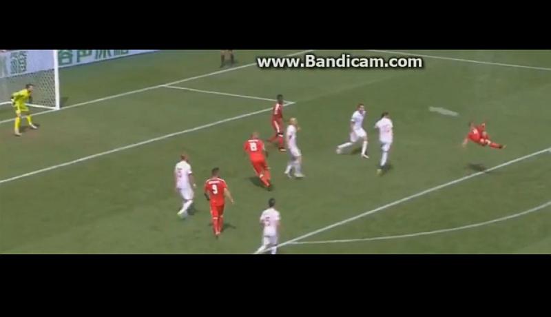 (VIDEO) OVO SE NE VIĐA ČESTO Švicarac zabio senzacionalnu golčinu Poljacima