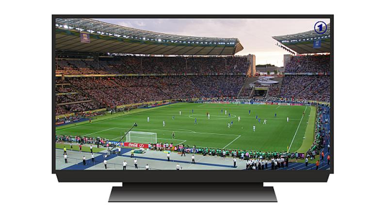 Šalje cura dečku SMS u 20:45, prije finala Eura...