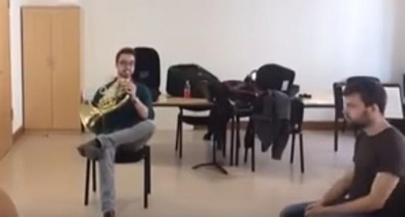 (VIDEO) MISLITE DA JE OVO DOSADNA SNIMKA TRUBAČA? Čekajte dok on uđe u kadar