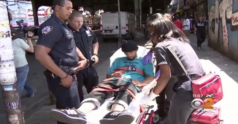 (VIDEO) SCENA IZ HORORA Korisnici opasne droge padali po ulicama New Yorka