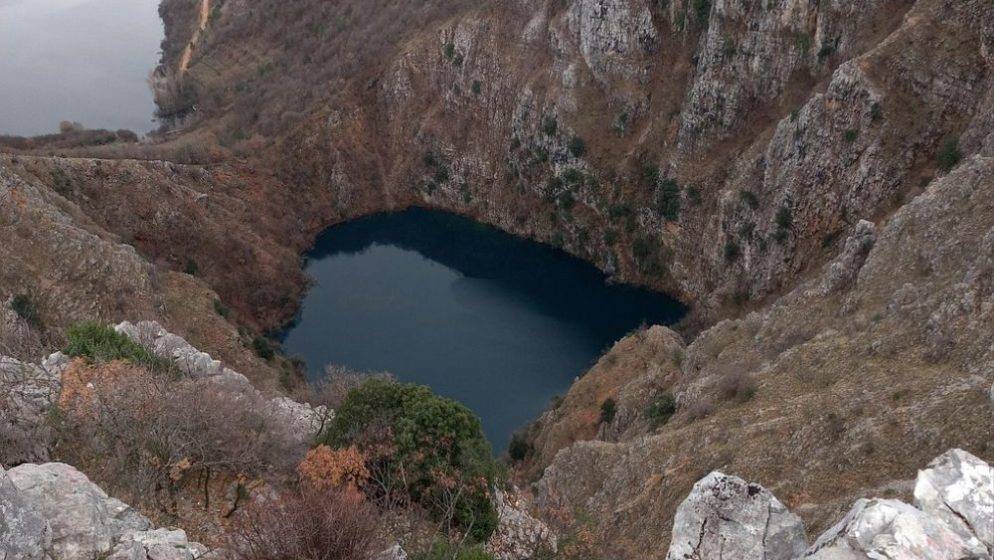 Legenda o nastanku jednog od najljepših jezera u Hrvatskoj