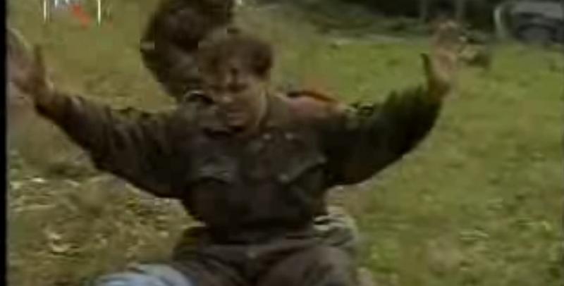 (VIDEO) PLEMENITI RATNICI Hrvatski vojnici nakon 'Oluje' spašavali ranjenog srpskog vojnika