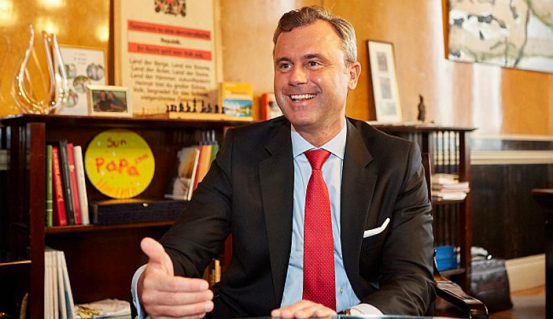 MISLI DA 'IMA SMISLA' Austrijski predsjednički kandidat za zabranu burki