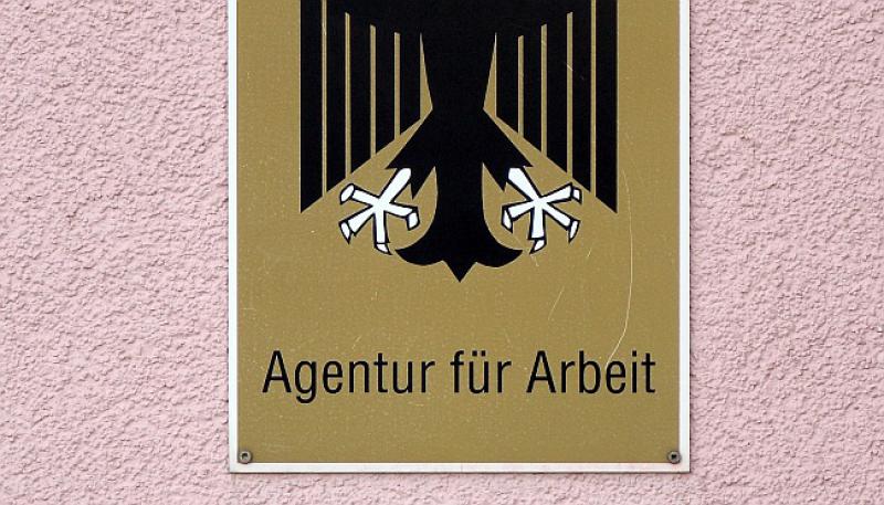 +350.000 Zbog izbjeglica u Njemačkoj raste nezaposlenost, nemaju kvalifikacije i ne znaju jezik