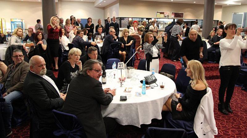 FOTO, VIDEO Australski Hrvati u Sydneyu prikupljali sredstva za obnovu vukovarskog vodotornja