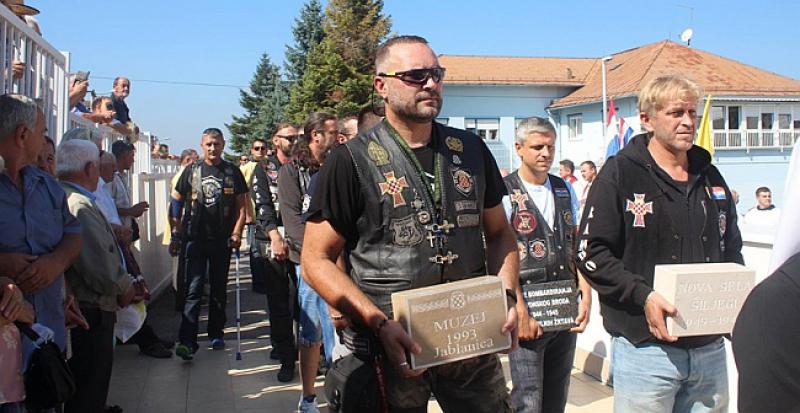 ZID SJEĆANJA U UDBINI Motoristi ugradili devet novih spomen kamena za sjećanje na hrvatske mučenike