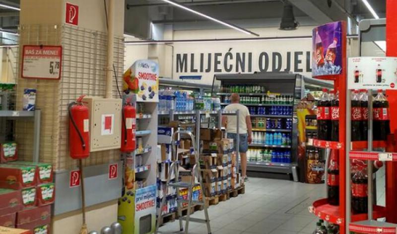 FOTO VIJEST Kad vide ovu sliku, ljubiteljima hrvatskog jezika dići će se kosa na glavi