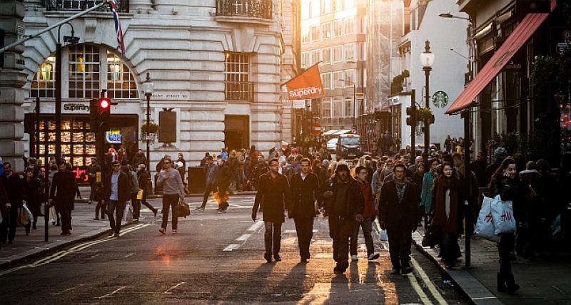 FRANCUSKI PREDSJEDNIK PORUČIO 'Europa se mora biti sposobna obraniti'