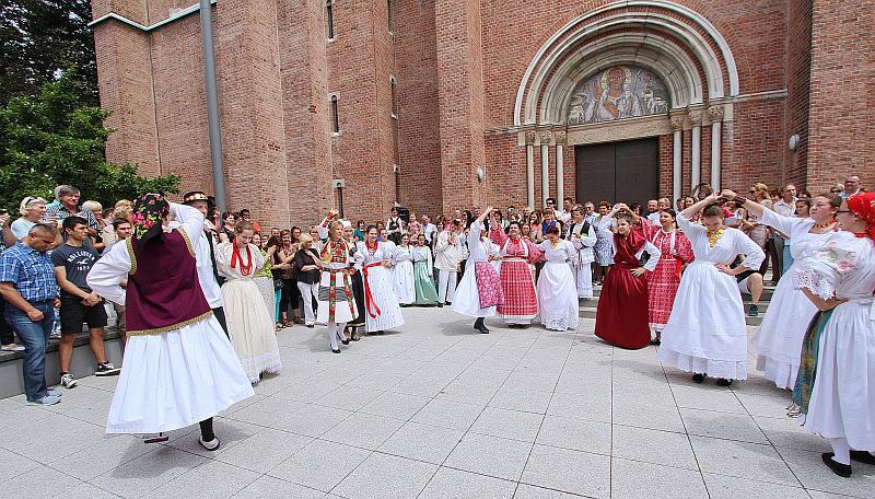 NOVI PODACI U Njemačkoj službeno ima oko 300.000 Hrvata