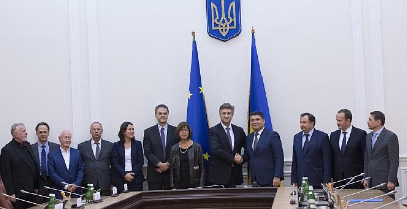 PLENKOVIĆ U UKRAJINI 'EU ne priznaje izbore koji su održani na ilegalno okupiranom Krimu'