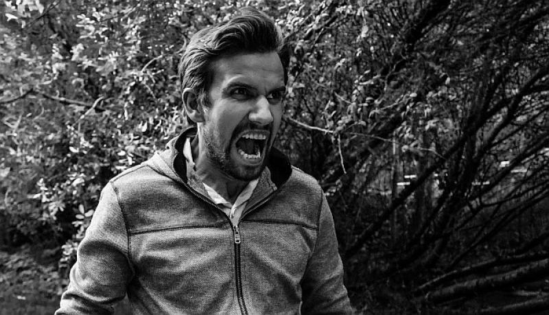 KAO UHODA VREBA TVOJU PROPAST Ne vjeruj opaku čovjeku