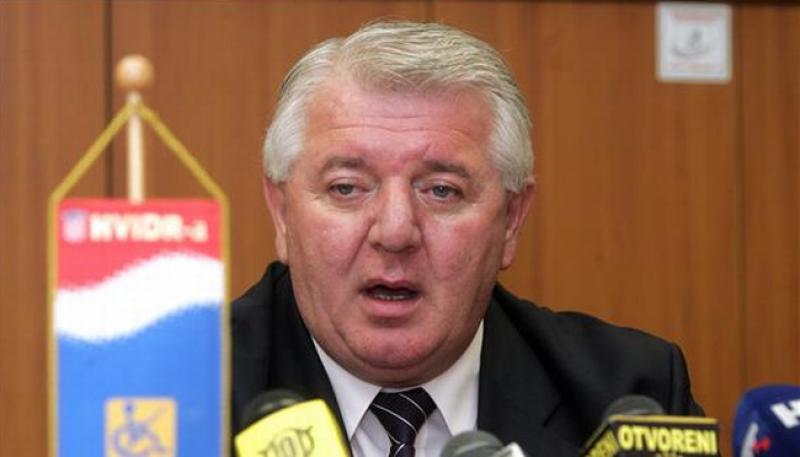 DOK SRBIJA NE PRIZNA AGRESIJU Đakić poručio da 'nema nikakvih razgovora'