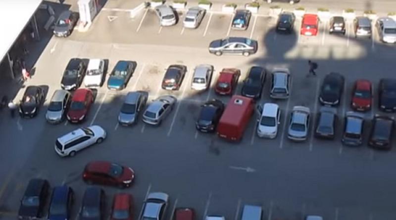 (VIDEO) Turist se 'sprda' iz nas: 'Hrvati ne znaju parkirati'