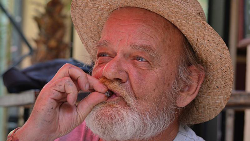 Prolazi Bara iz Stubice Krapinom i vidi čovjeka koji izgleda jako staro i jako sretno...