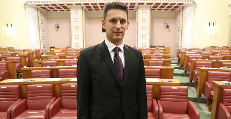 INTERVJU, BOŽO PETROV 'Ako se HDZ ne bude držao dogovora, nemamo što raditi u Vladi'