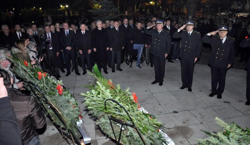 MOSTAR 'Da nije bilo Herceg Bosne, Hrvati BiH doživjeli bi sudbinu Vukovara i Škabrnje'