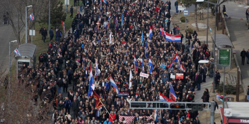 (FOTO) 100.000 LJUDI U KOLONI SJEĆANJA Predvode je branitelji i obitelji poginulih i nestalih