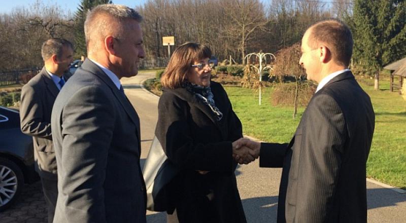 MILAS I BUŠIĆ U SREDIŠNJOJ BOSNI 'Ključ opstanka Hrvata u BiH su radna mjesta'