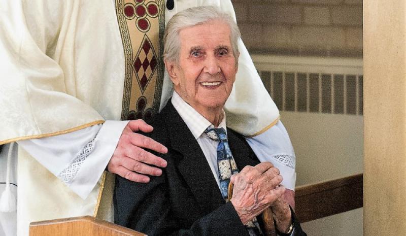 NAJSTARIJI HRVAT U ENGLESKOJ 'Imam 100 godina, a još uvijek sam idem podzemnom do naše crkve u Londonu'