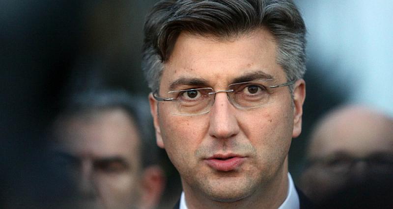 PLENKOVIĆ O 'ZA DOM SPREMNI' U JASENOVCU Najavio donošenje novog zakona