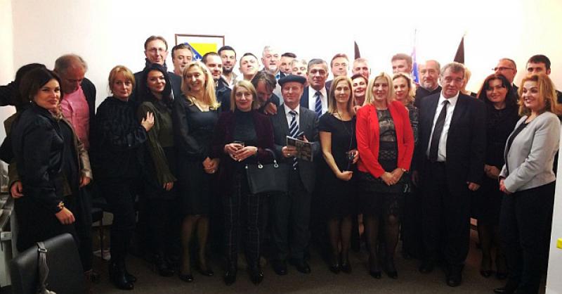 NOVI GENERALNI KONZUL BIH U STUTTGARTU 'Želim da mi pomognete da povežemo BiH i Njemačku'