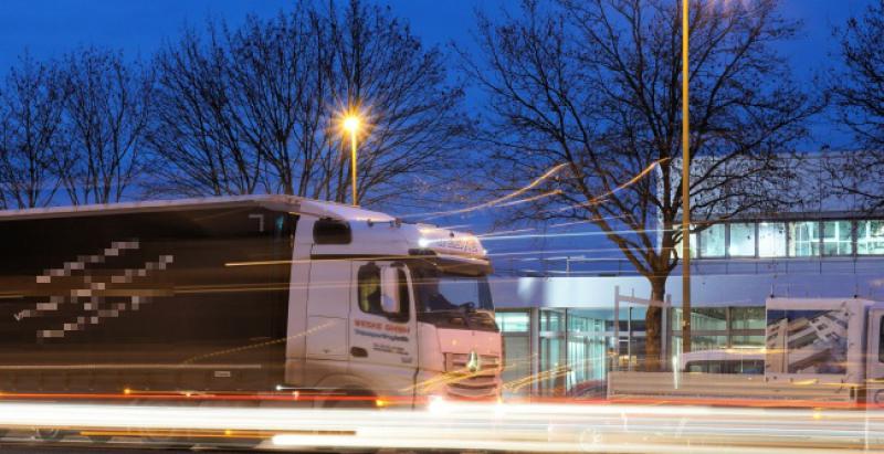 SPRIJEČEN NOVI NAPAD Njemačka policija uhitila Sirijca, želio negdje zabiti kamion s pola tone eksploziva