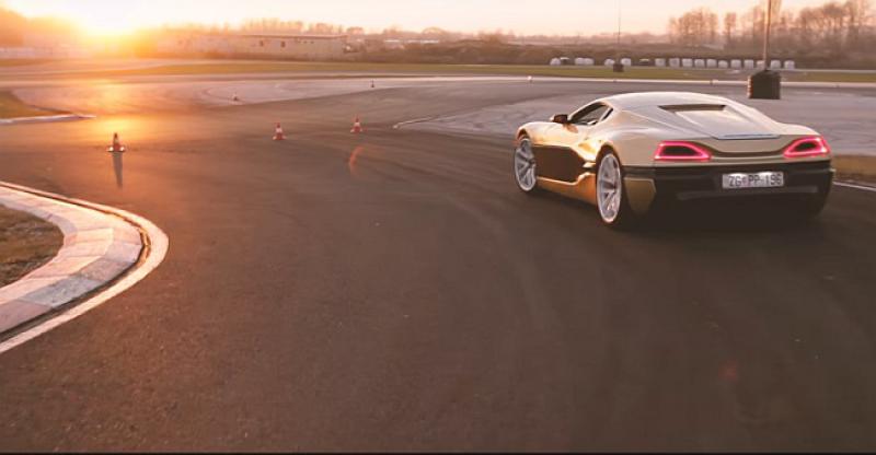 (VIDEO) TRKA DIVOVA Engleski plemić došao je sa svojim Bugattijem u Hrvatsku i izazvao Rimca na dvoboj