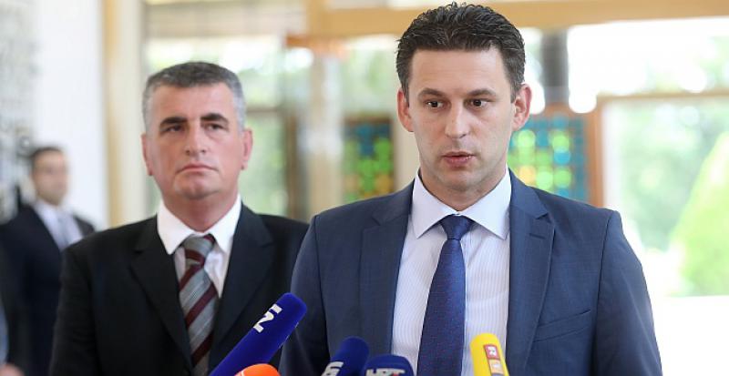 KARAMARKO TUŽI PETROVA I BULJA 'Neka me lociraju, transferiraju i procesuiraju, ja ih se ne bojim', poručio Bulj