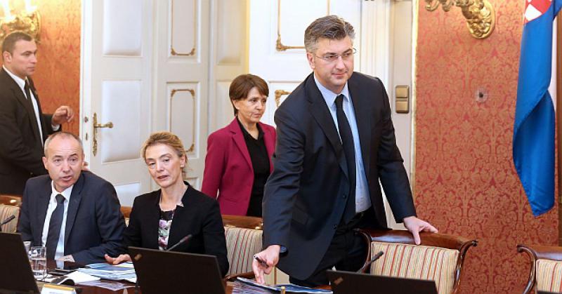 100 DANA VLADE 'Ako je ovo medeni mjesec, nisam siguran da bi se mnogi rado ženili'