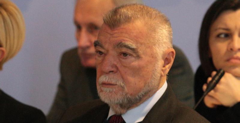 MESIĆ PODNIO OSTAVKU 'I dalje ću se boriti protiv galopirajuće fašizacije Hrvatske'