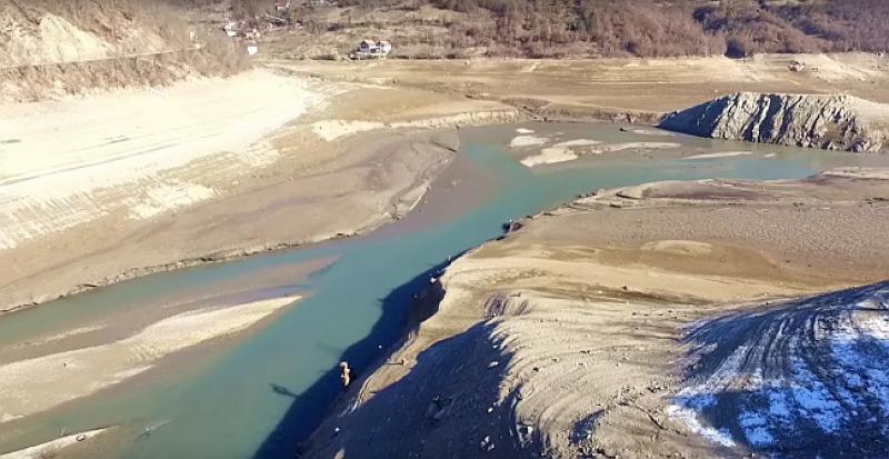 (VIDEO) NEVJEROJATAN PRIZOR IZ BIH Jezero presušilo gotovo preko noći